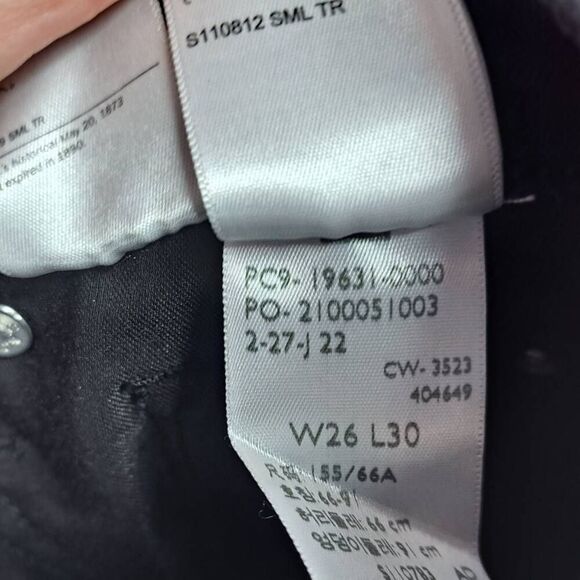 Levi's 314 Shaping Straight Women's Jeans size 26x30 NWT Soft Black Wash - Picture 10 of 11